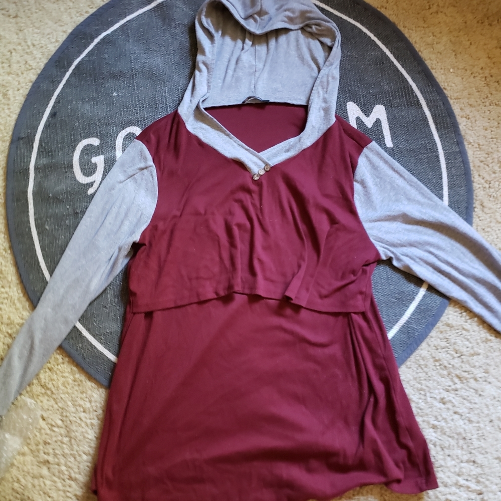 Nursing long sleeve top